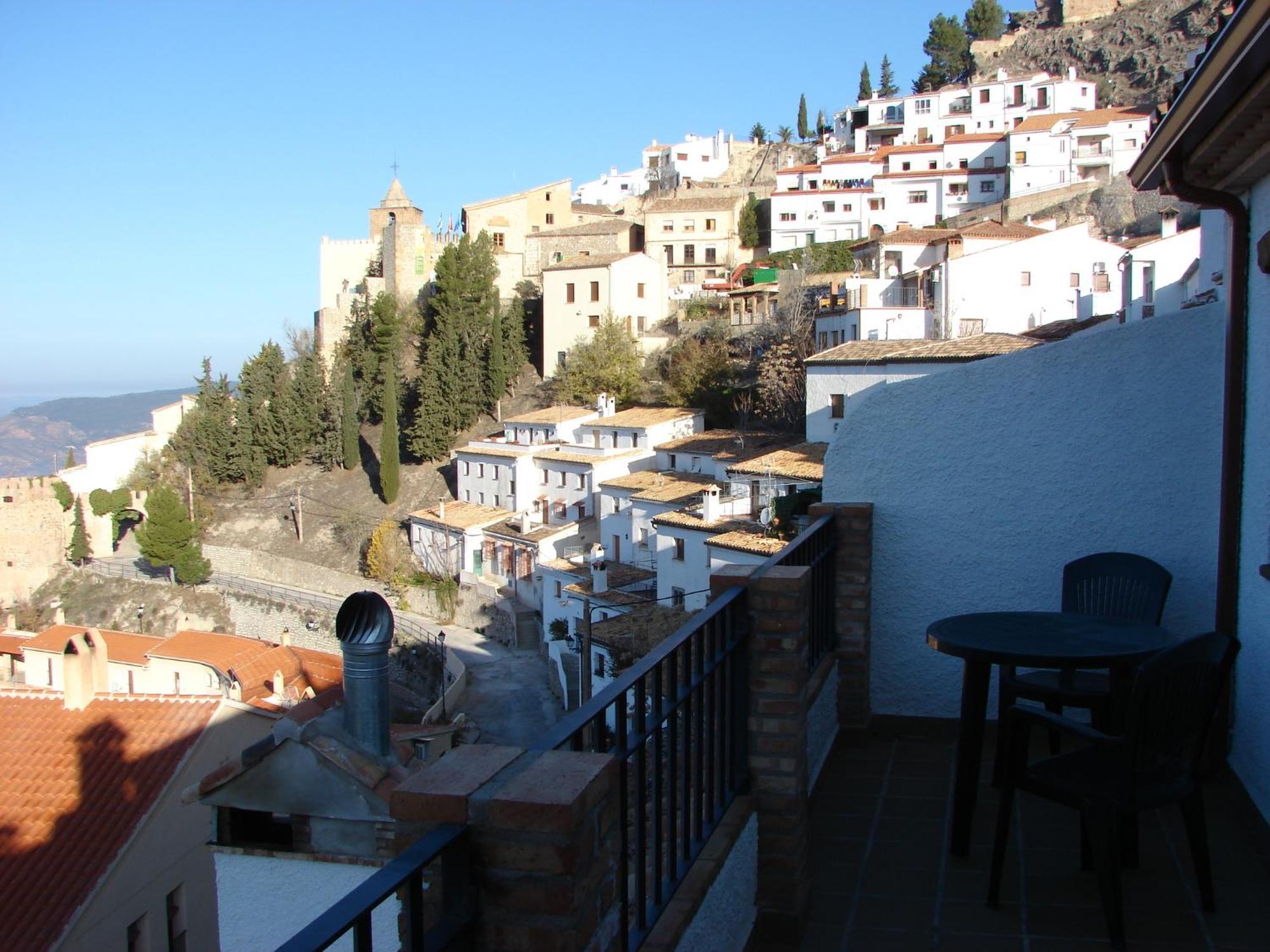Apartamentos Sierra De Segura セグラ・デ・ラ・シエラ エクステリア 写真