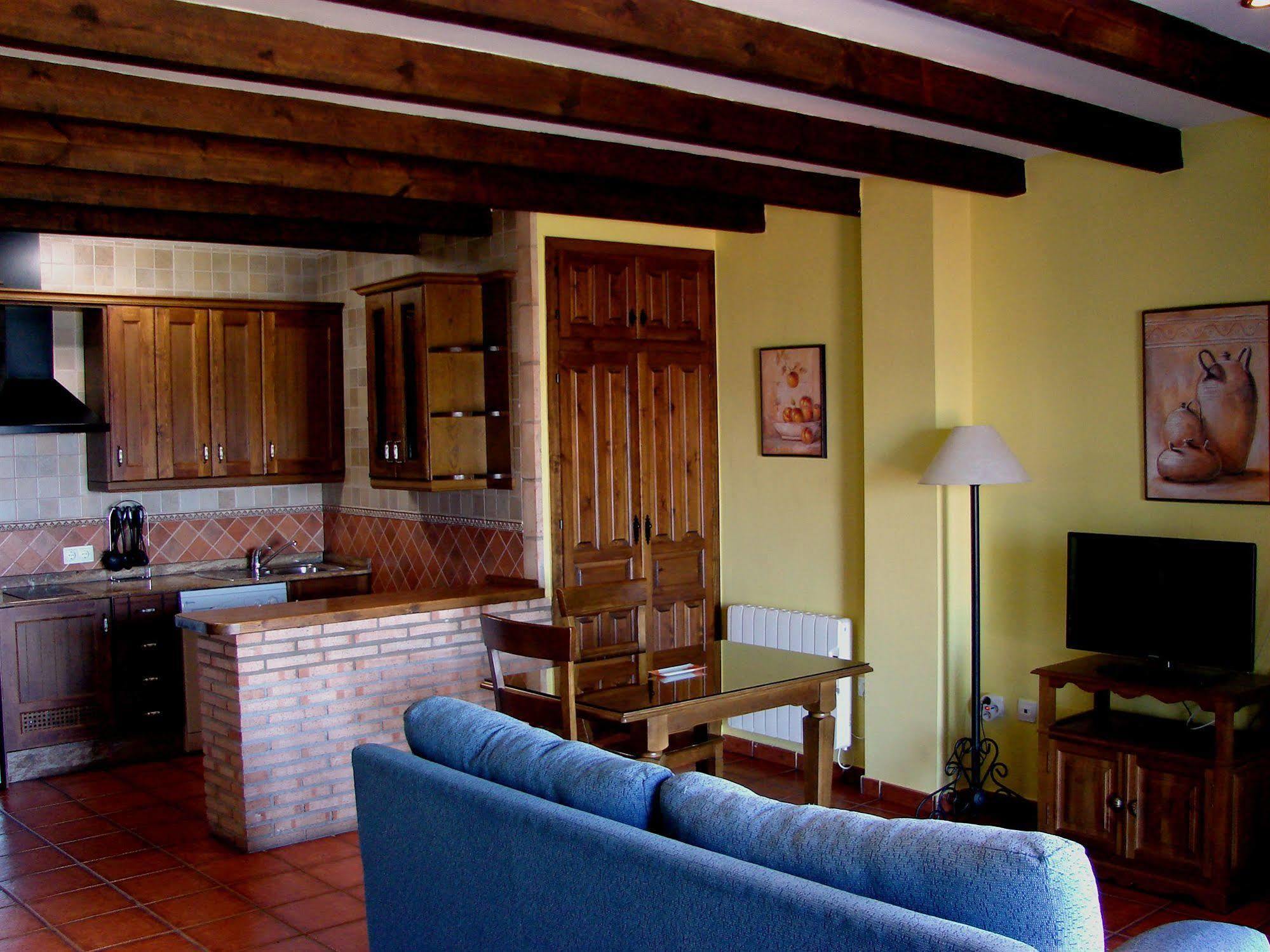 Apartamentos Sierra De Segura セグラ・デ・ラ・シエラ エクステリア 写真
