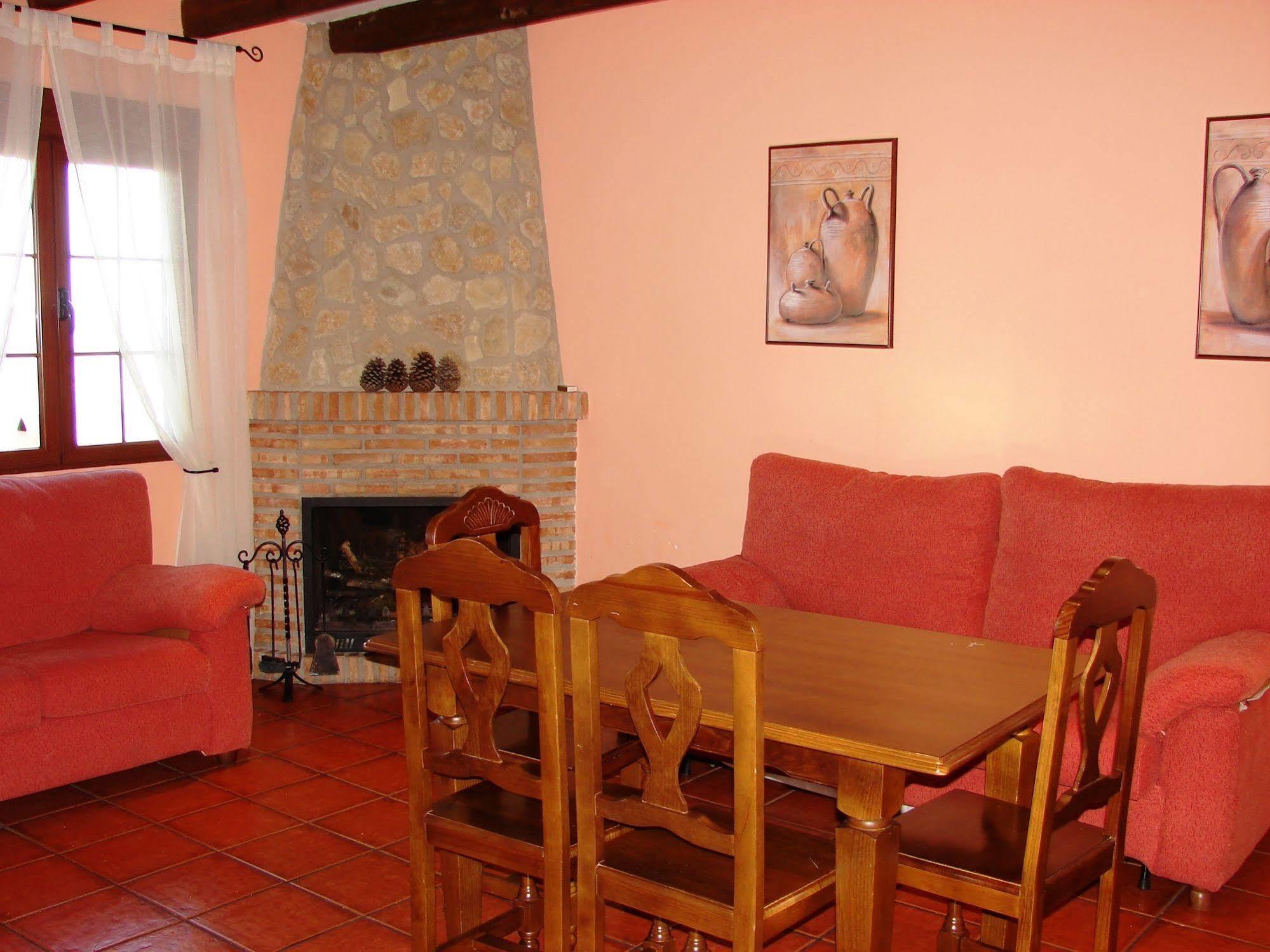 Apartamentos Sierra De Segura セグラ・デ・ラ・シエラ エクステリア 写真
